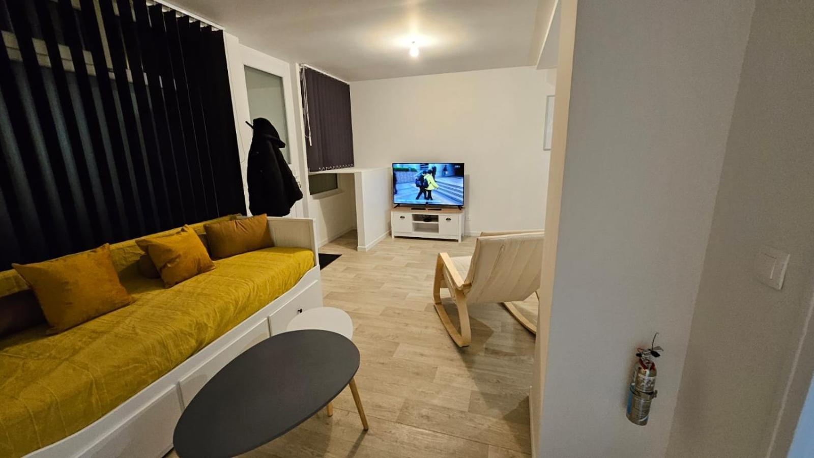 Renardiere Montreuil  Eksteriør bilde