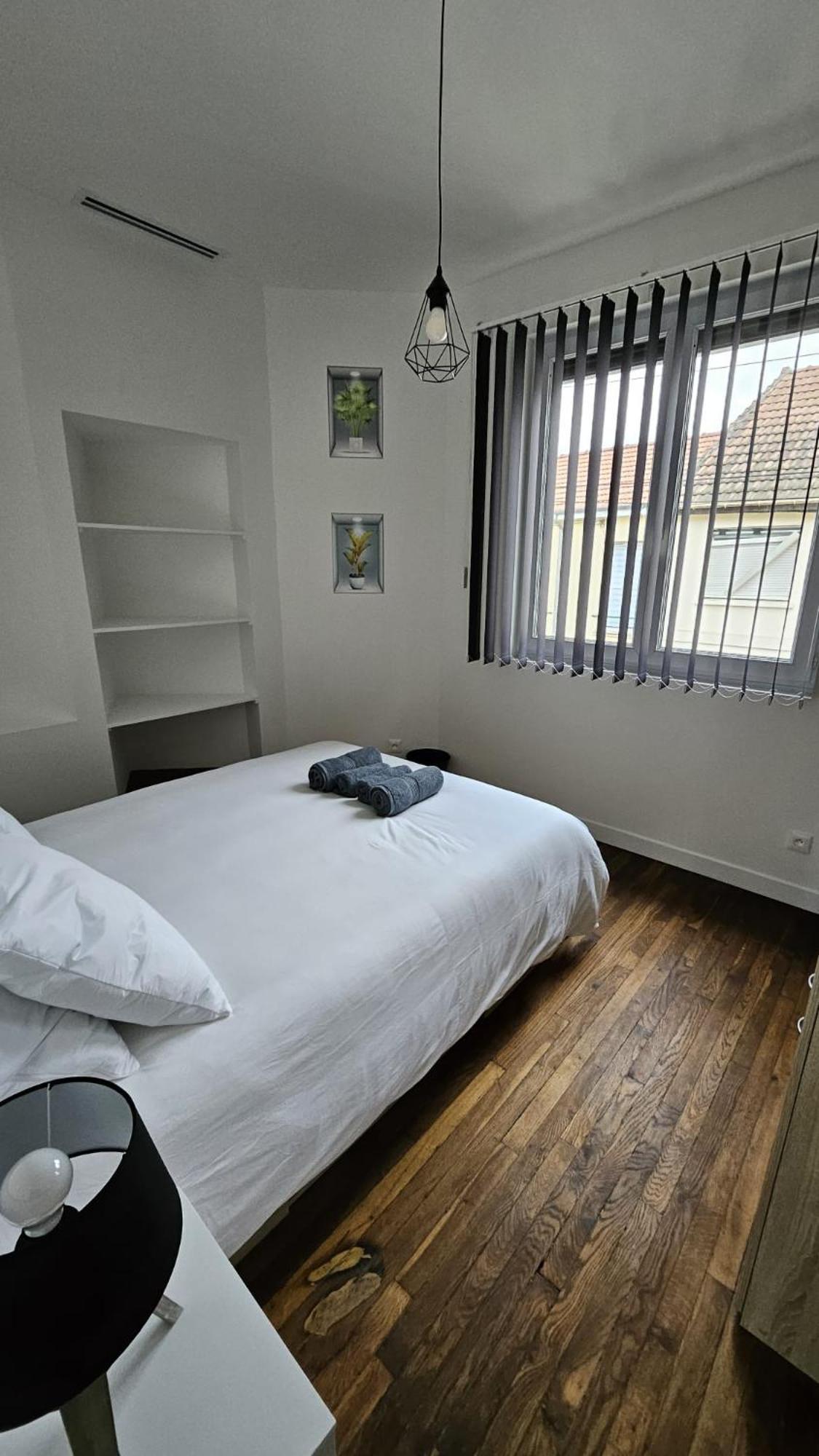 Renardiere Montreuil  Eksteriør bilde